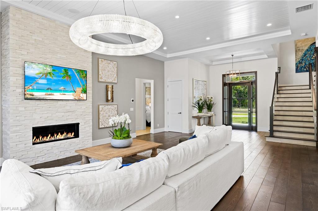 RIVERSIDE - Residential