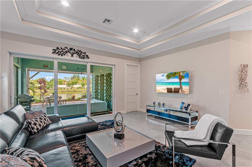 ISLES OF COLLIER PRESERVE - Residential