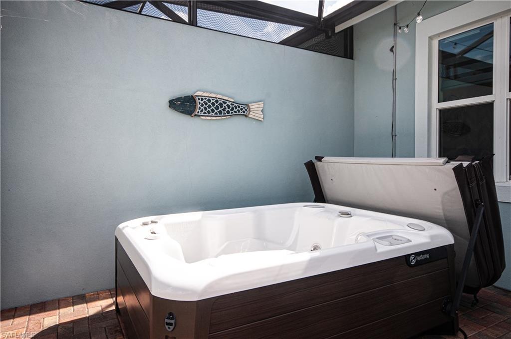 ISLES OF COLLIER PRESERVE - Residential