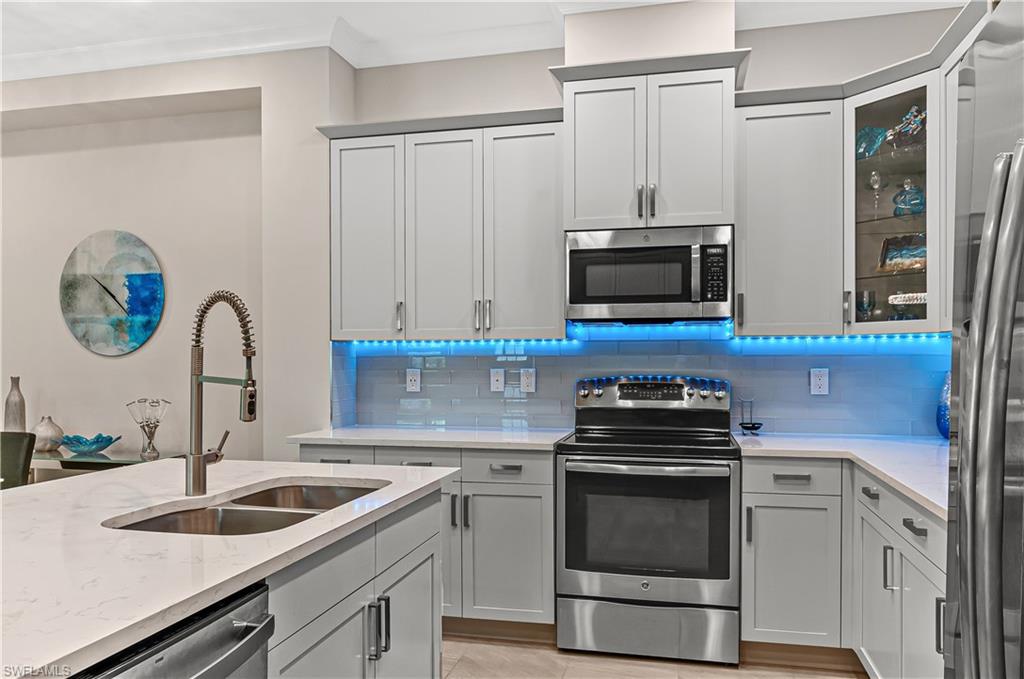 ISLES OF COLLIER PRESERVE - Residential