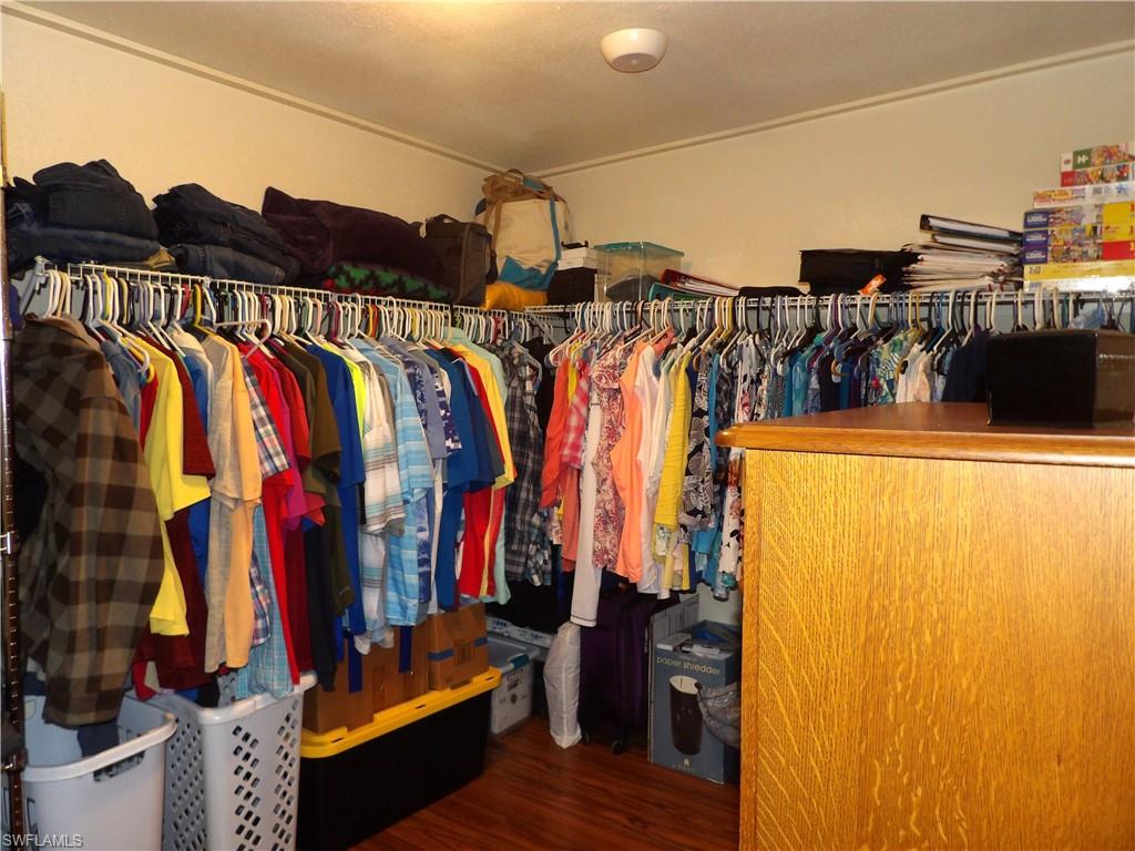 FOREST PARK MOBILE HOME - Residential