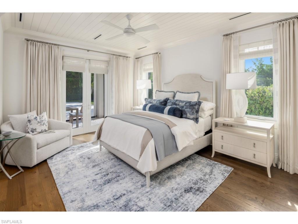 PARK SHORE - Residential