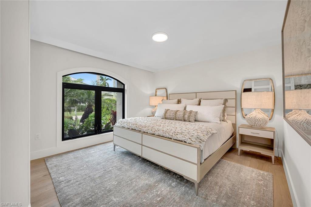 ROYAL HARBOR - Residential