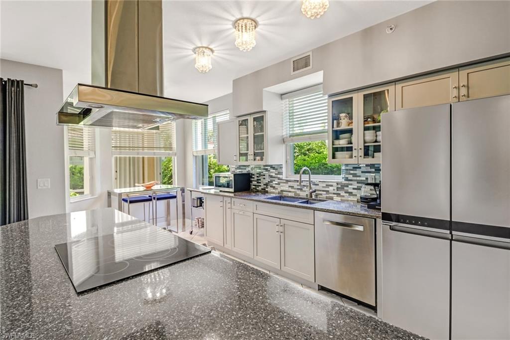 680 Lalique CIR 1204