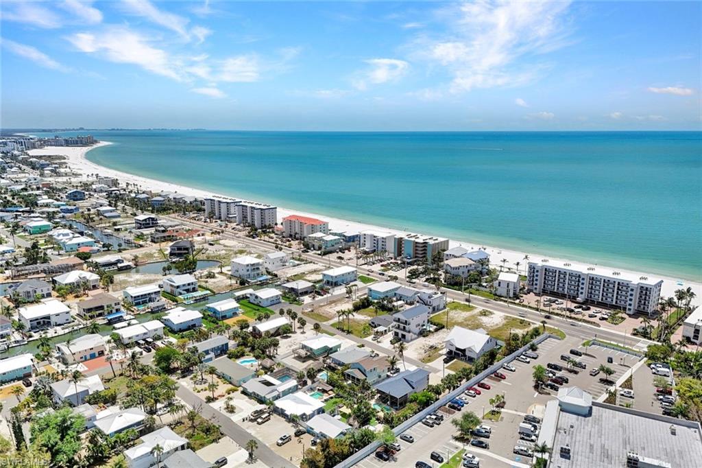 HOLIDAY SHORES - Residential