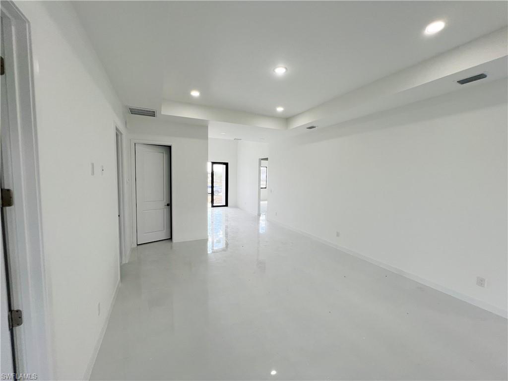 CAPE CORAL - Residential Lease