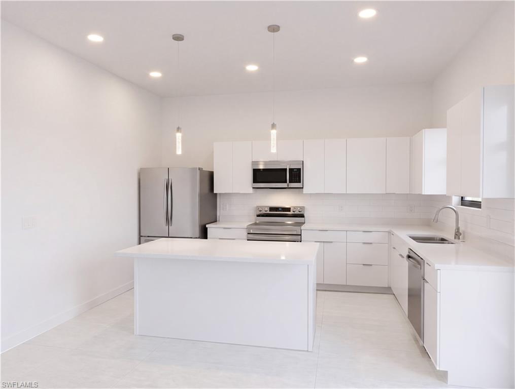 CAPE CORAL - Residential Lease