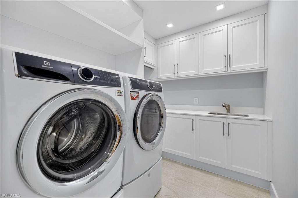 KALEA BAY TOWER 100 - Residential