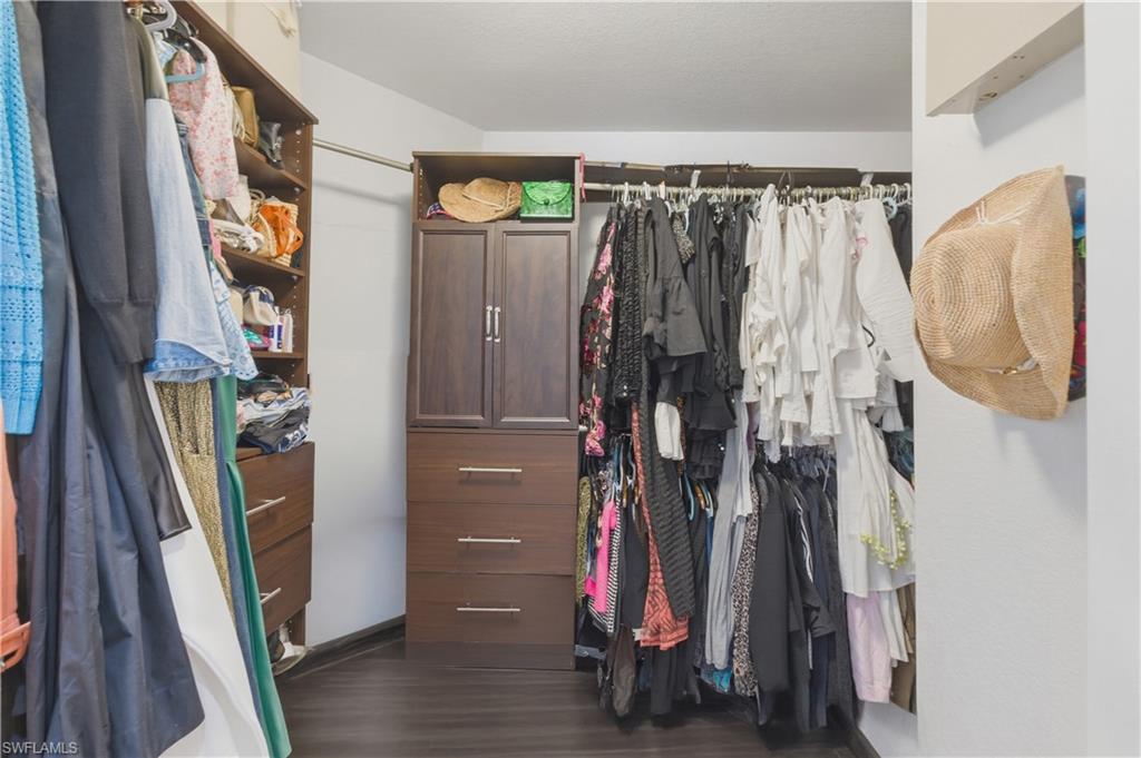 CEDAR RIDGE - Residential