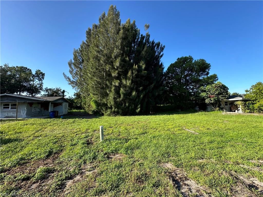 HART AND FOXWORTHYS - Land