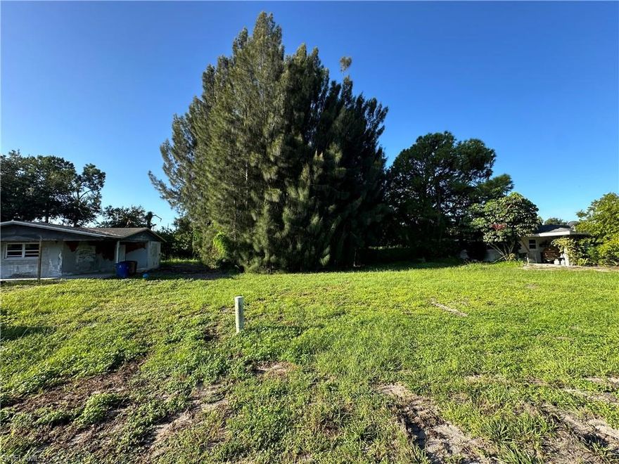 Golden opportunity to own this residential quarter acre lot in Alva. Minutes from the city. Not many properties available like this in the area. New High school planned to be build less than 5 minutes from the land. Don't let this steal to get away from you.