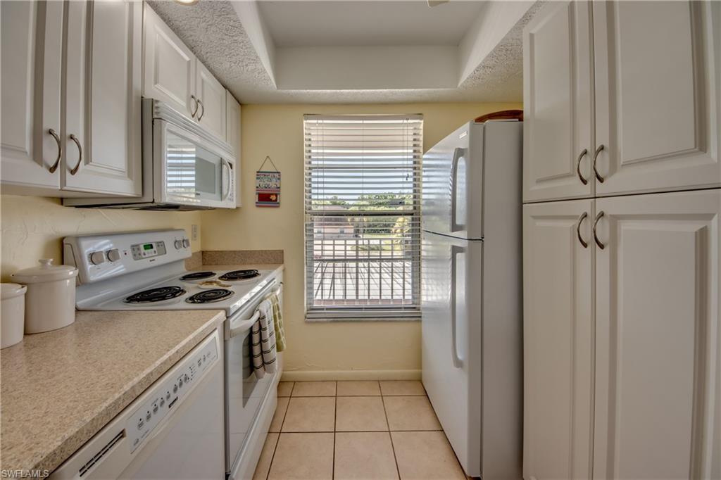 SANIBEL WAY CONDO - Residential