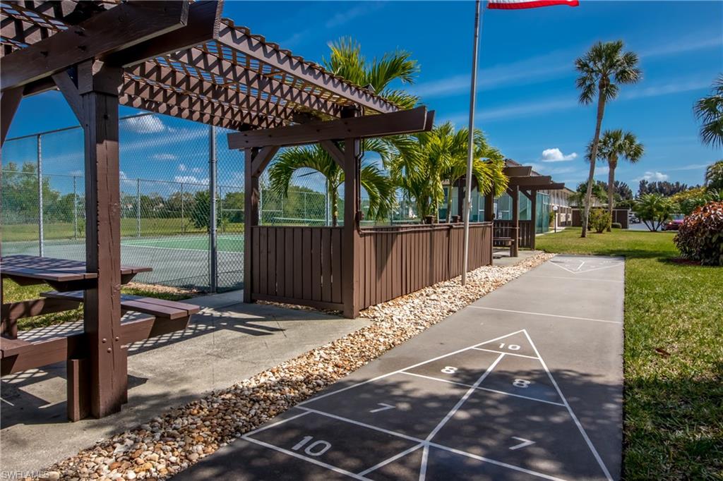 SANIBEL WAY CONDO - Residential