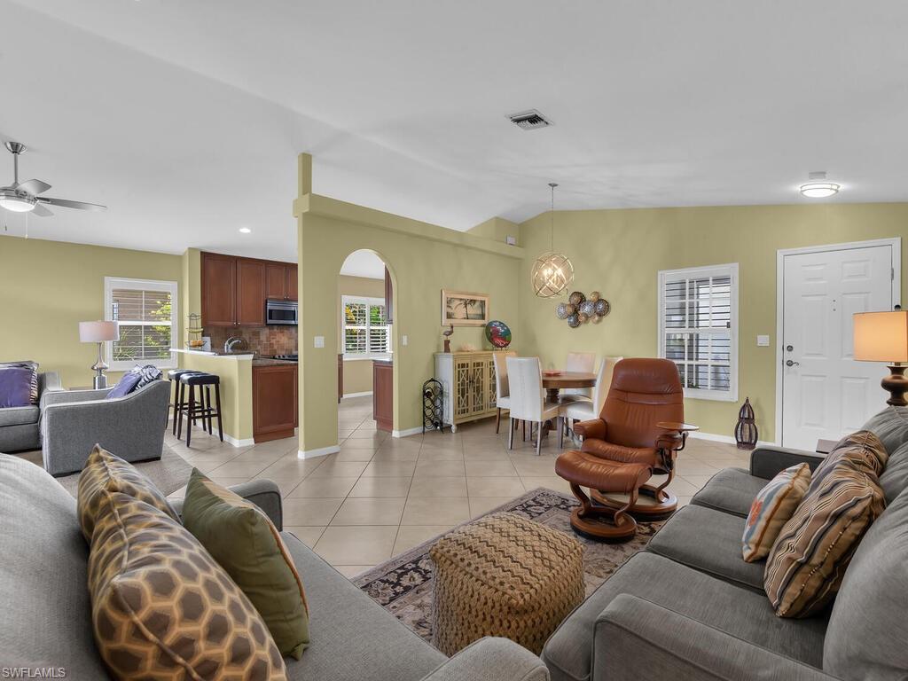 COLONY POINTE - Residential