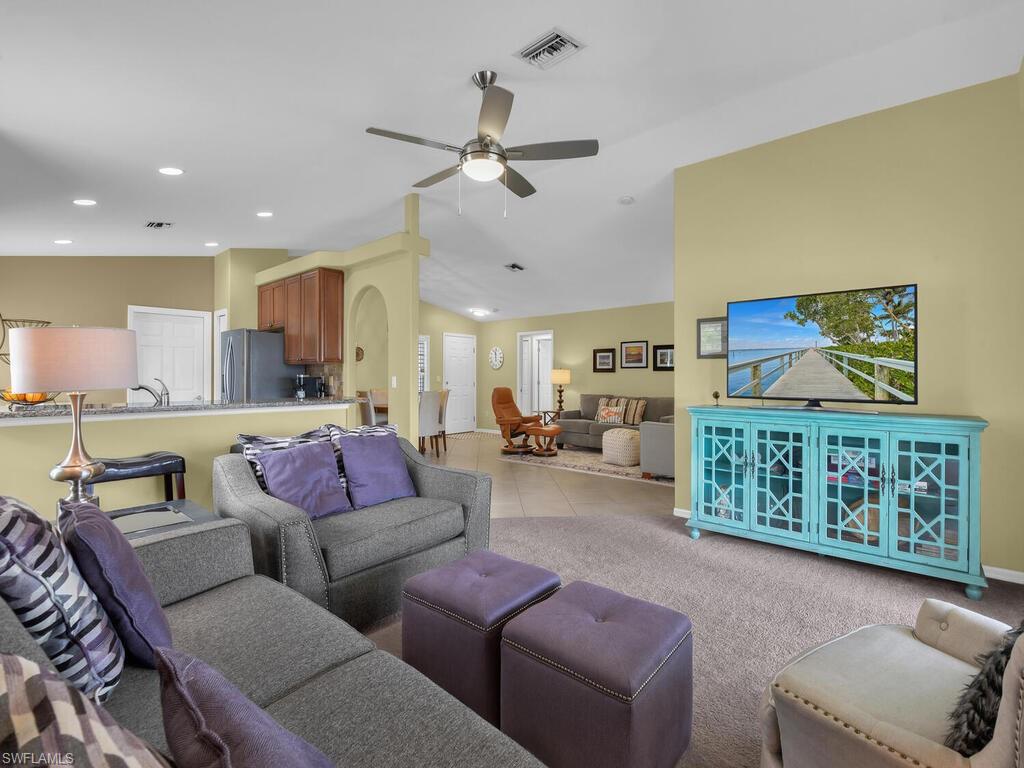 COLONY POINTE - Residential