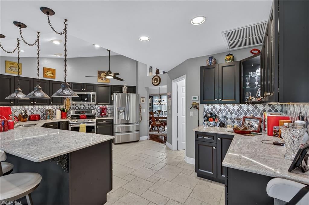 TANGLEWOOD - Residential