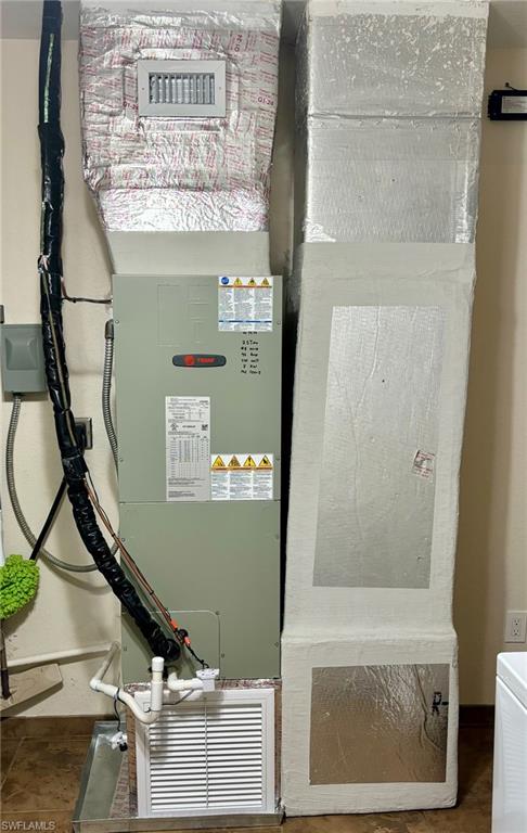 SAN CARLOS ESTATES - Residential