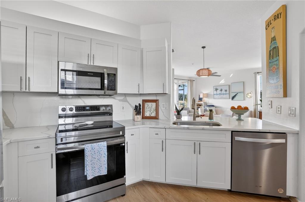 SWEETWATER BAY - Residential