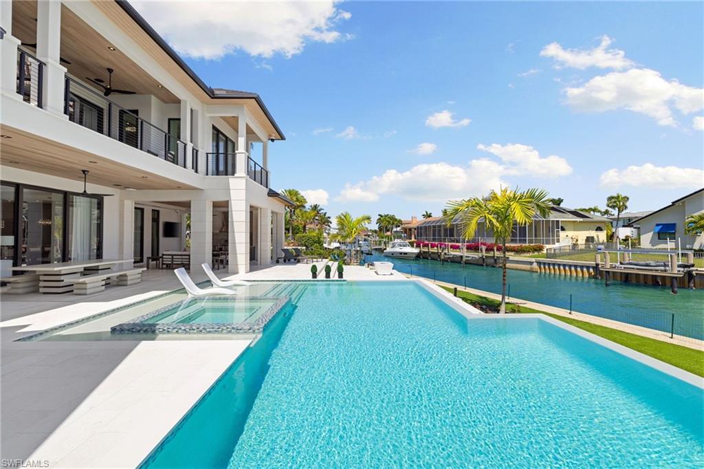 ROYAL HARBOR - Residential