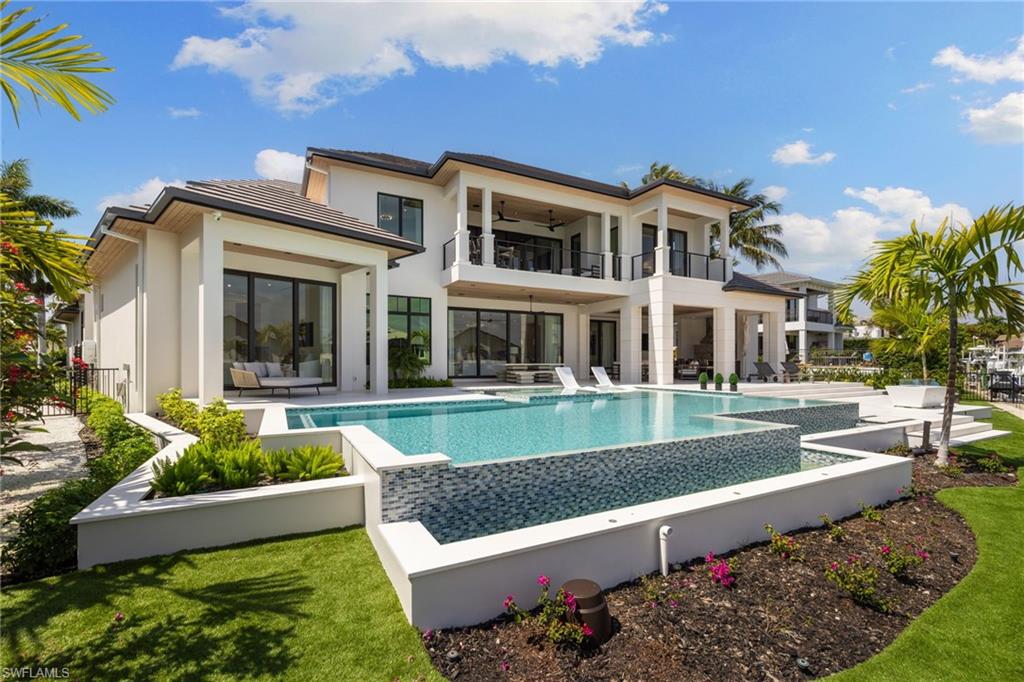 ROYAL HARBOR - Residential