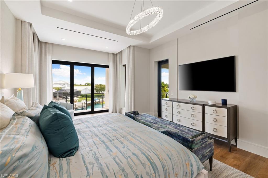 ROYAL HARBOR - Residential