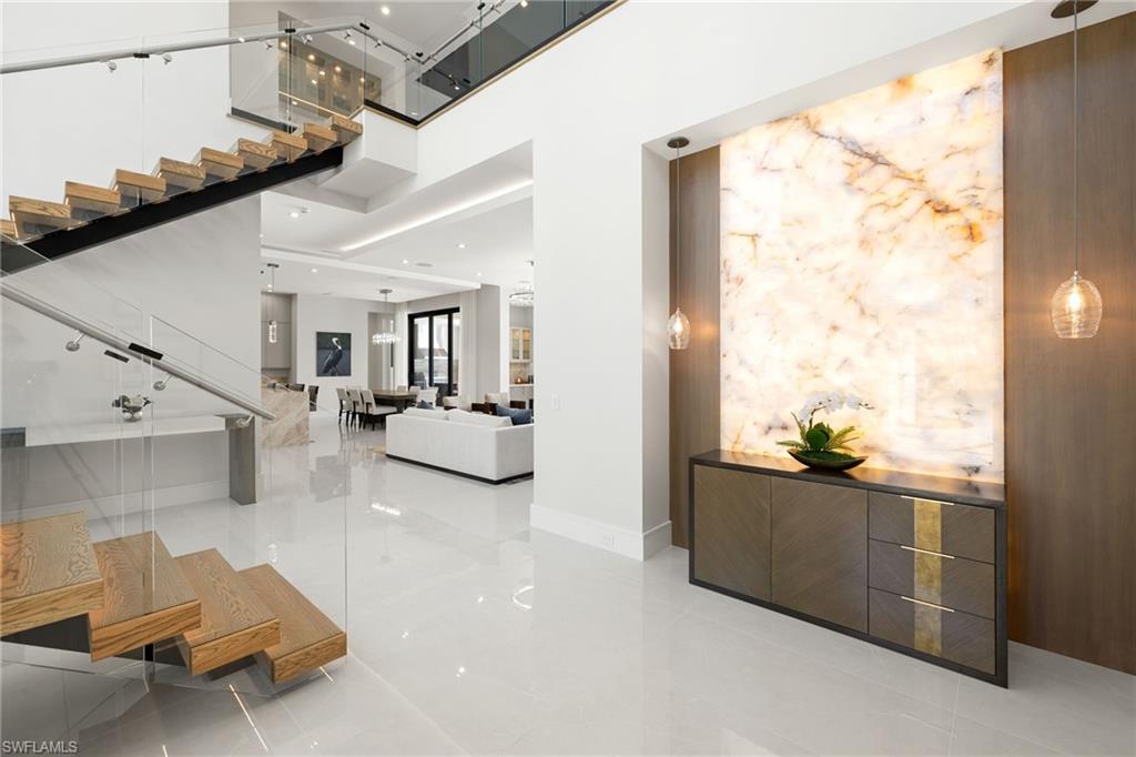 ROYAL HARBOR - Residential