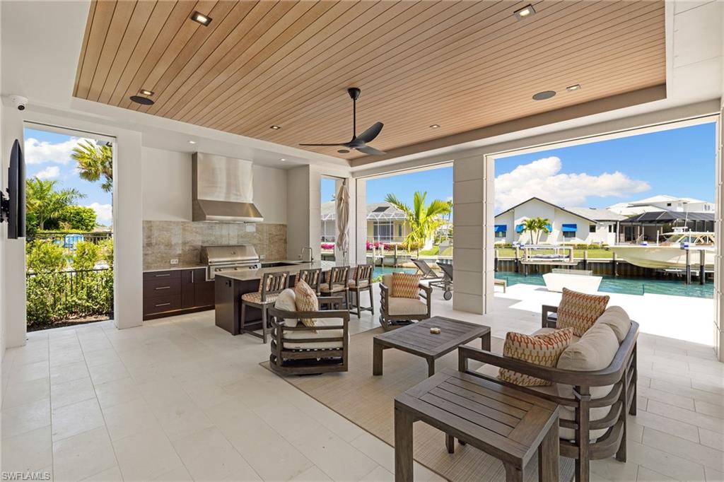 ROYAL HARBOR - Residential