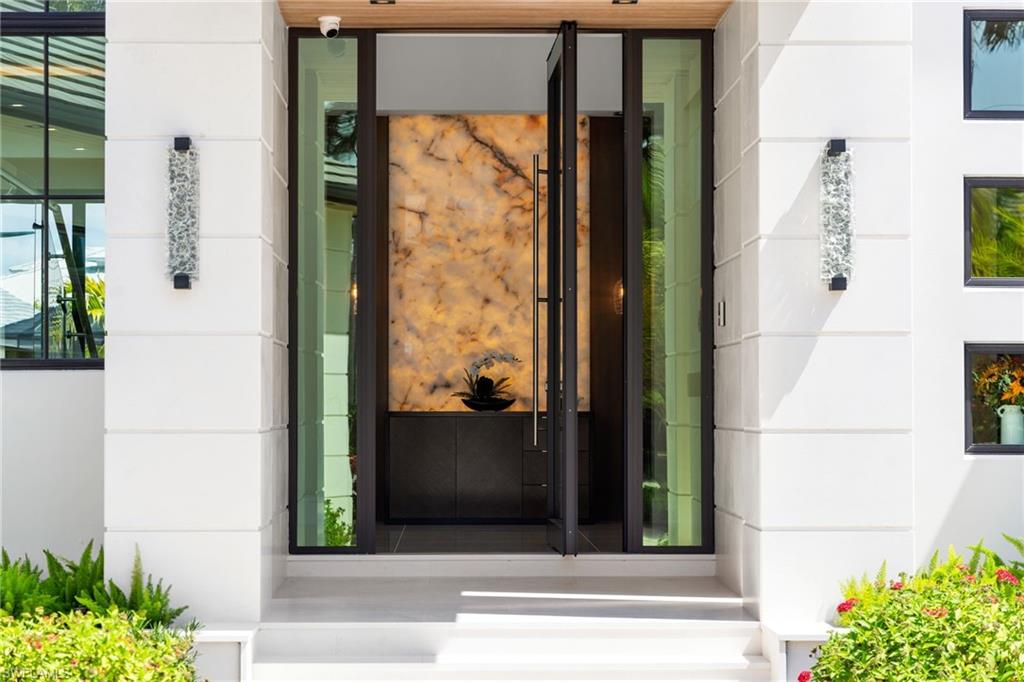 ROYAL HARBOR - Residential