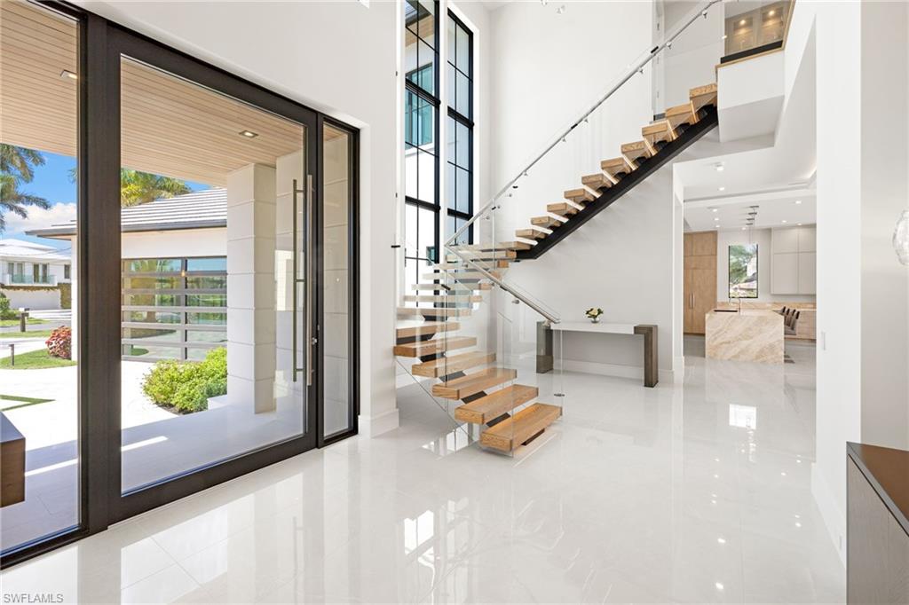 ROYAL HARBOR - Residential