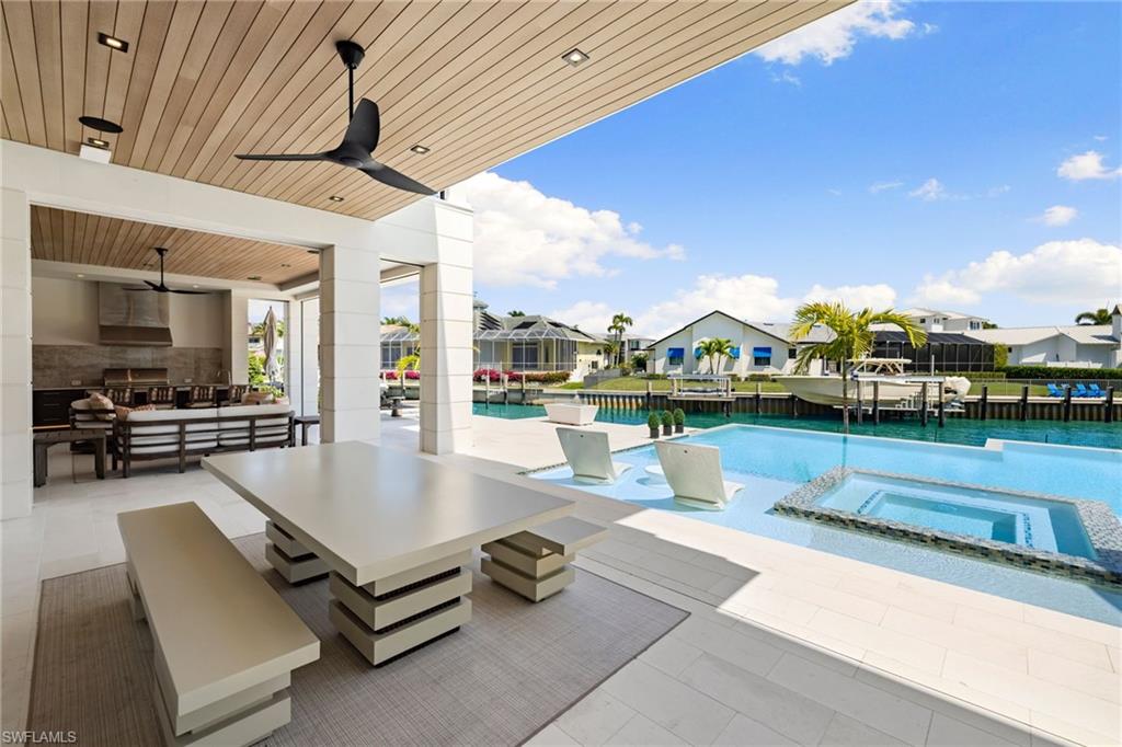 ROYAL HARBOR - Residential