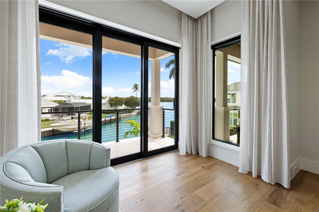 ROYAL HARBOR - Residential