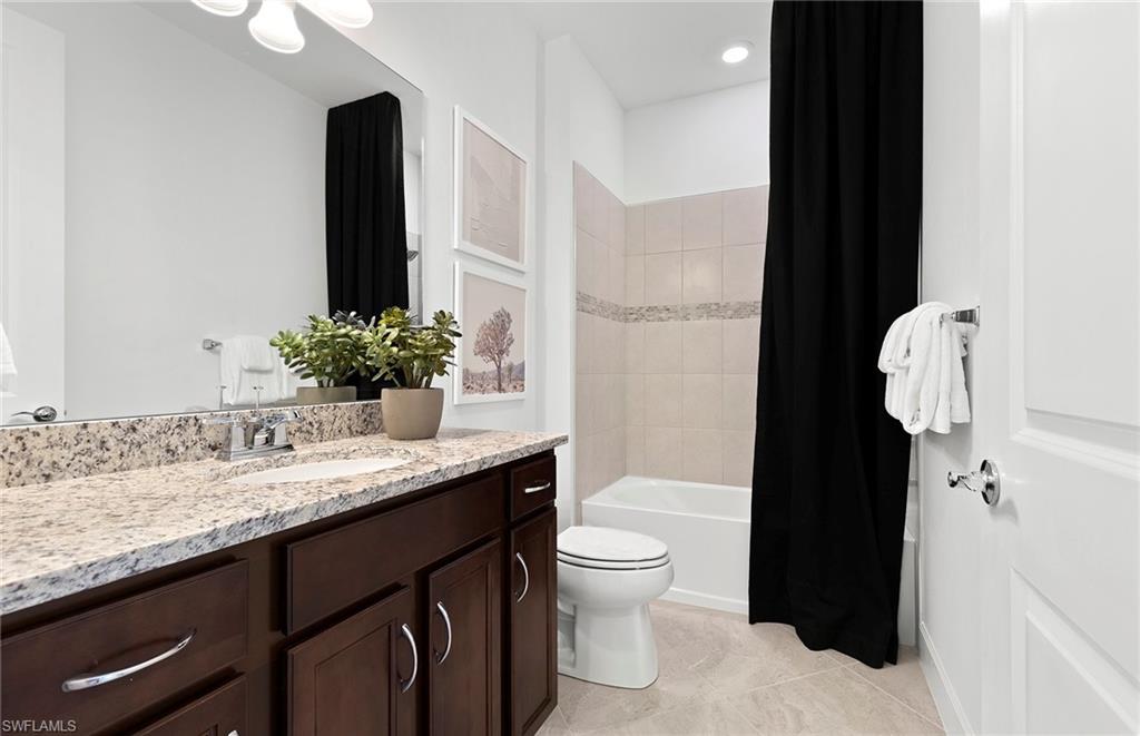 EDGEWATER - Residential