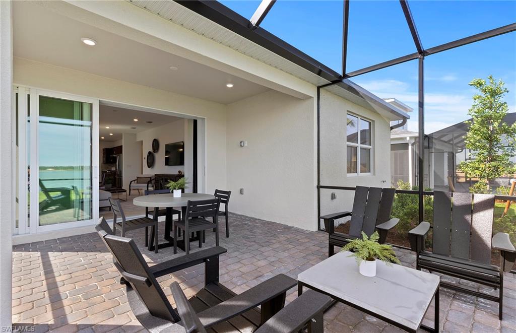 EDGEWATER - Residential