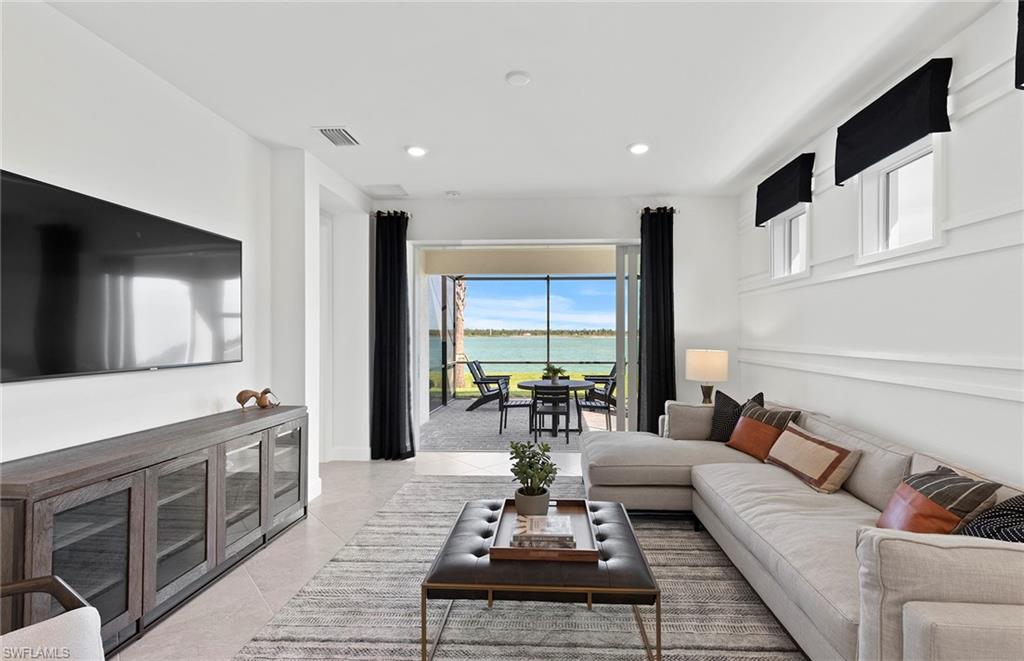 EDGEWATER - Residential