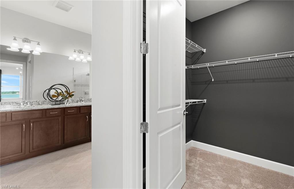 EDGEWATER - Residential