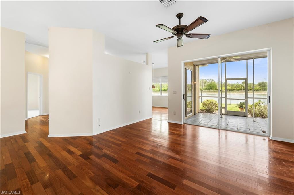 Properties 3323 Mystic River DR