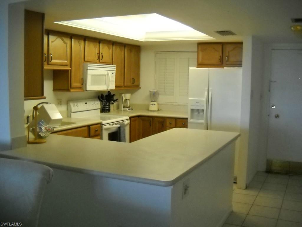 RIVER TOWERS CONDO - Residential