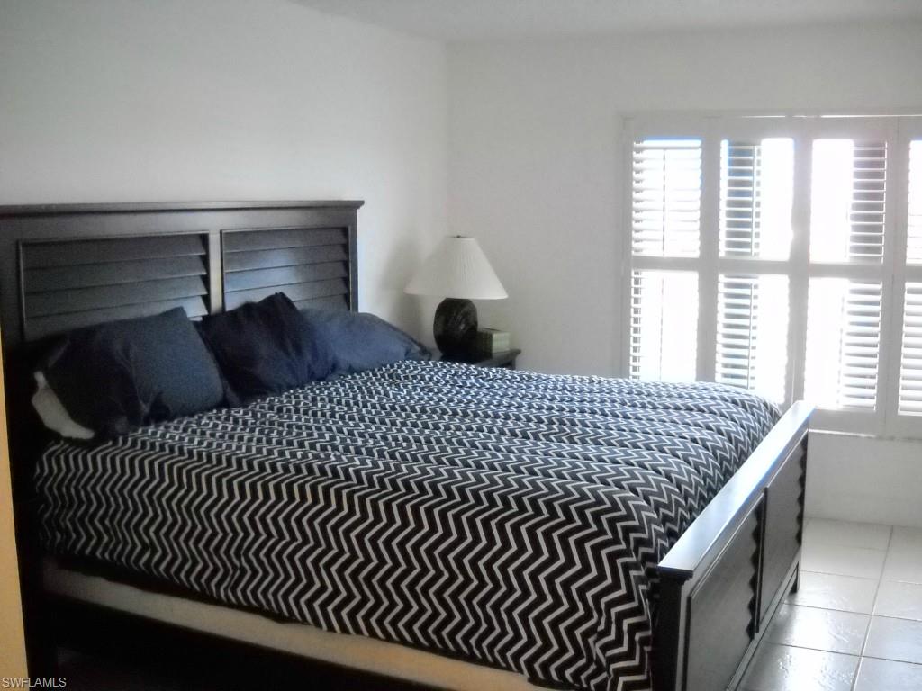 RIVER TOWERS CONDO - Residential