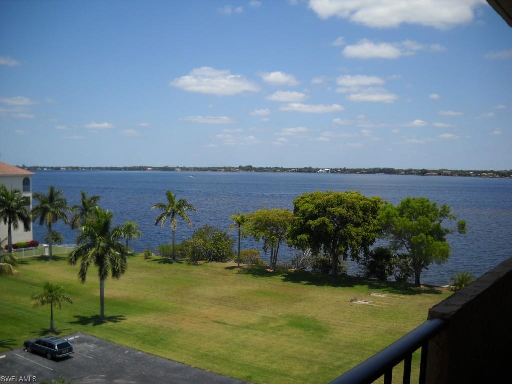 RIVER TOWERS CONDO - Residential