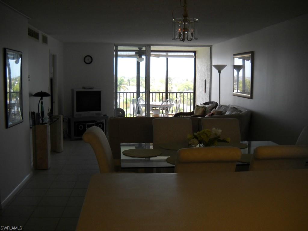 RIVER TOWERS CONDO - Residential