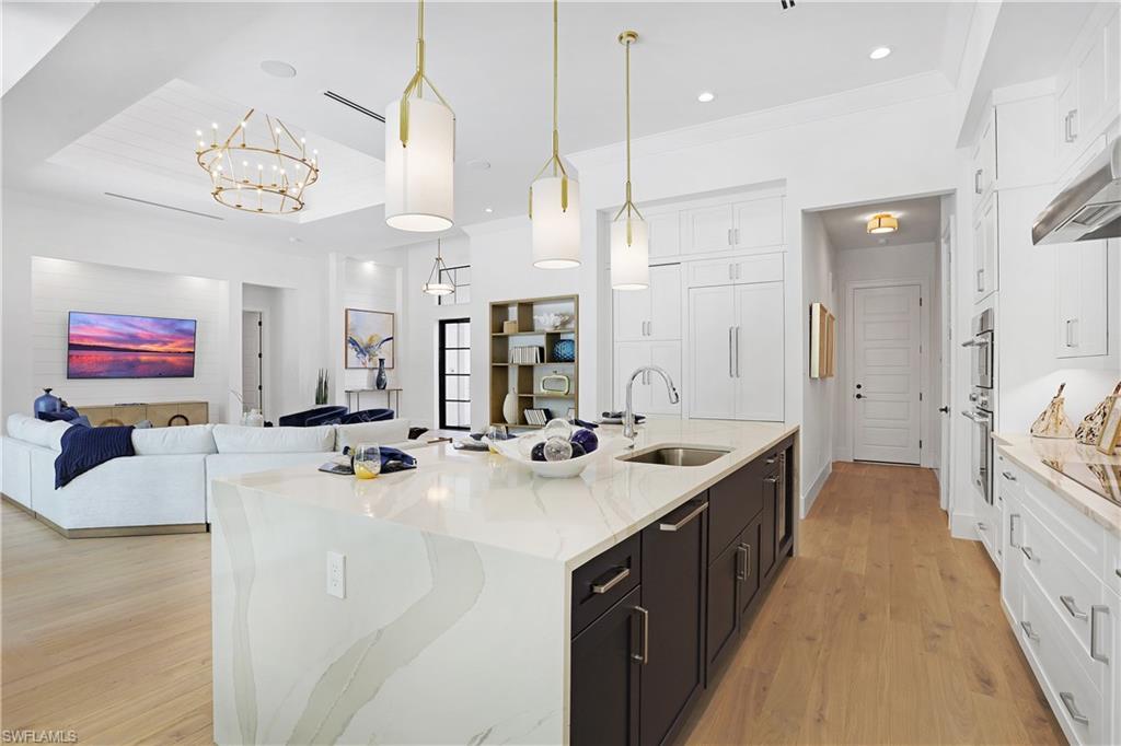 PARK SHORE - Residential