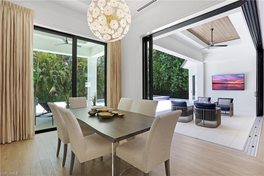 PARK SHORE - Residential