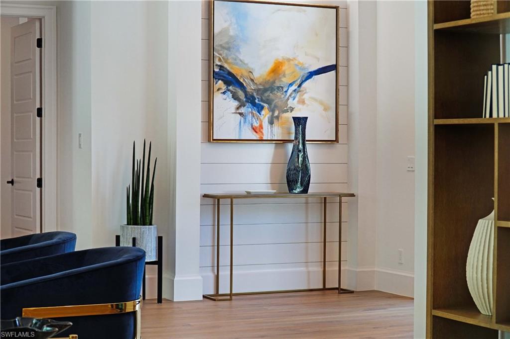 PARK SHORE - Residential