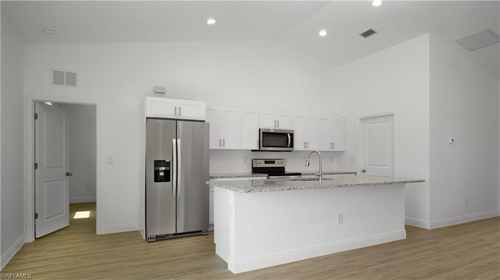 PORT LABELLE - Residential Lease