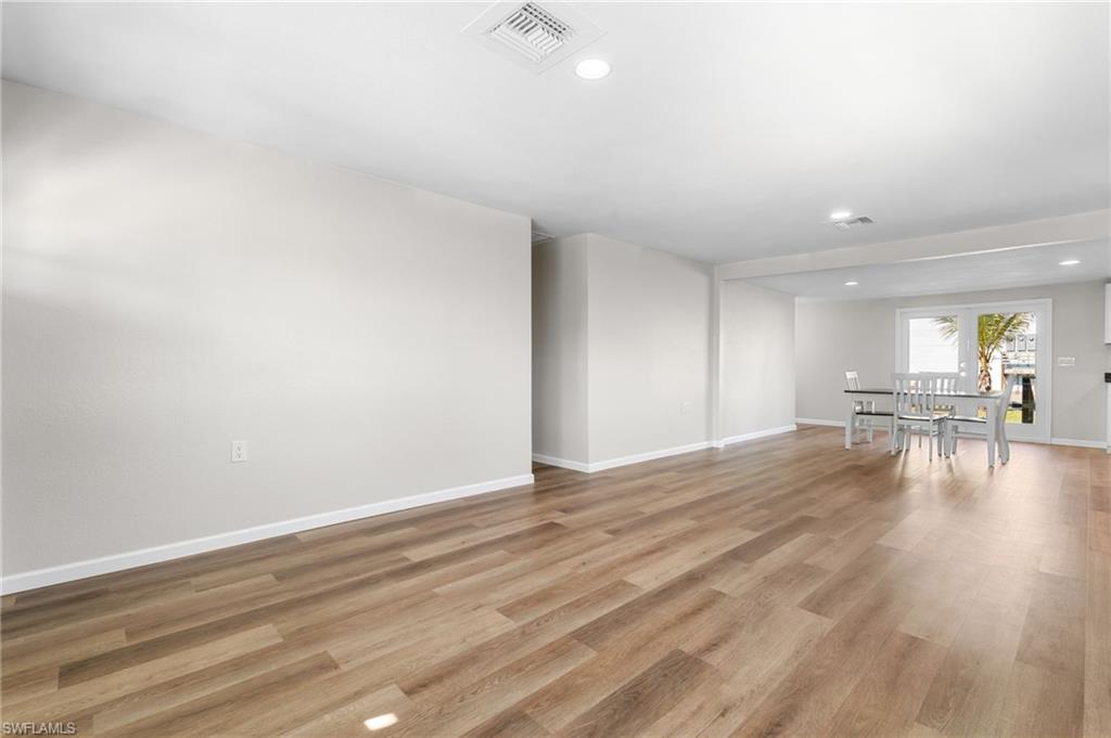 EVERGLADES TOWN - Residential