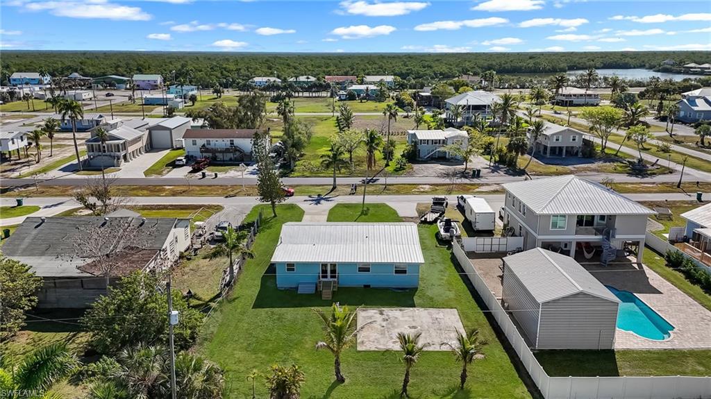 EVERGLADES TOWN - Residential