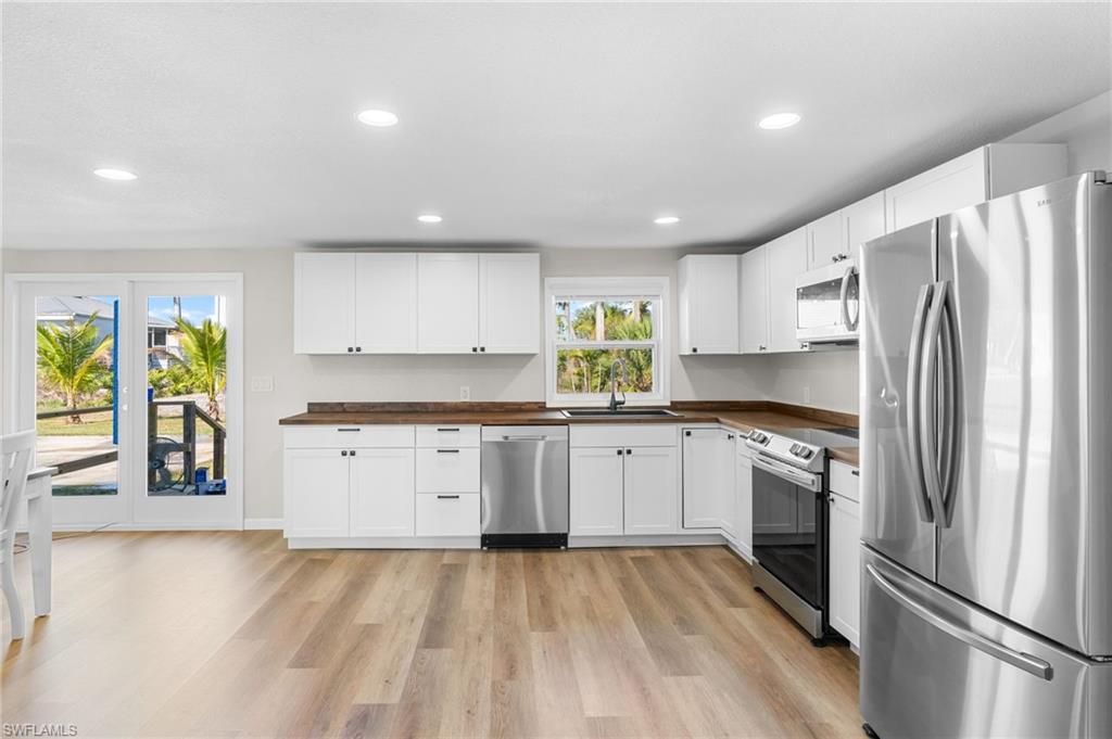 EVERGLADES TOWN - Residential