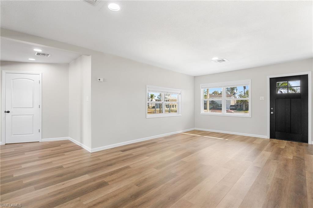 EVERGLADES TOWN - Residential