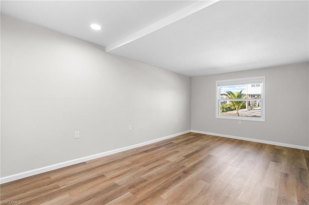 EVERGLADES TOWN - Residential