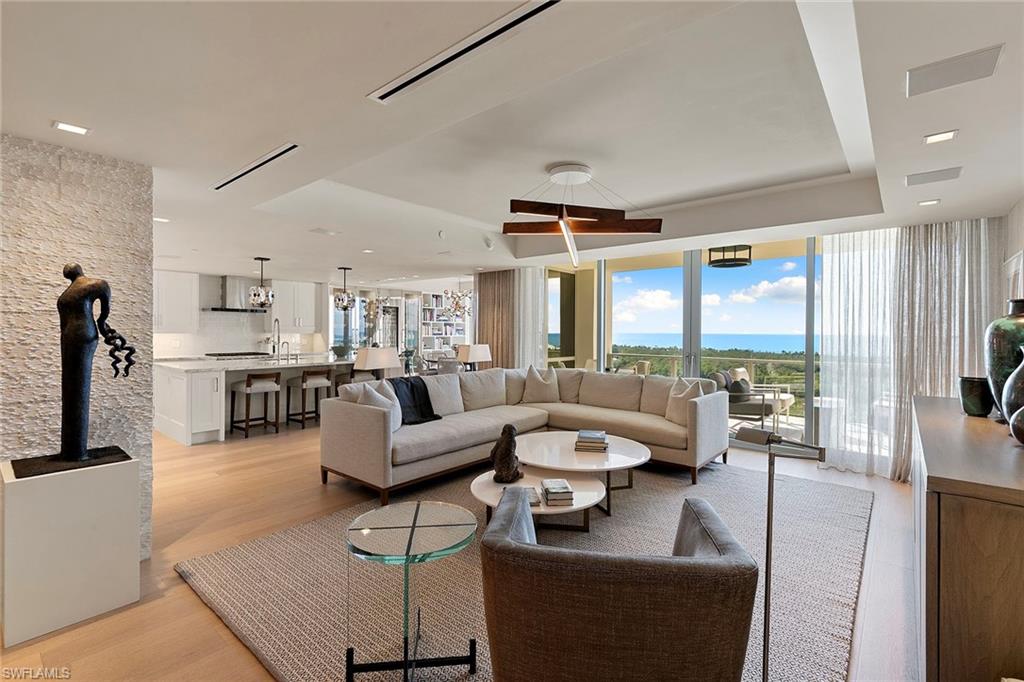 MYSTIQUE - Residential